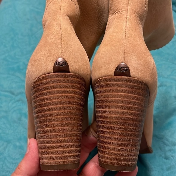 UGG Women’s Tan Thames Leather suede Boots w/Fold-Over Cuff Size 7 with S/N tag. - Picture 1 of 16